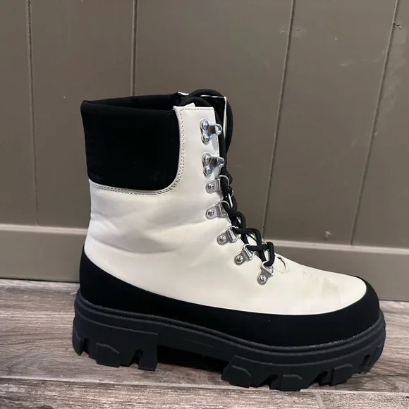 Stylish Black and White Women's Combat Boots - Picture 4 of 7
